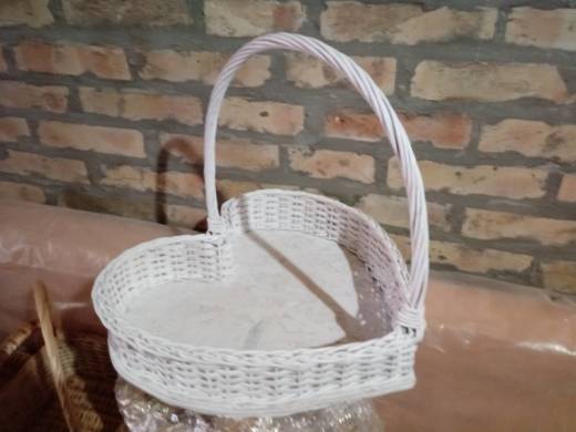 192. Korpa Srce Crna i Bela